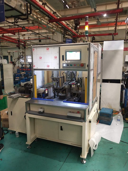 行星輪滾針裝配設(shè)備現(xiàn)場圖