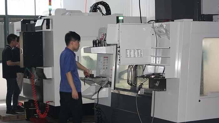 挪亞方舟智能裝備成功研發出閥板墊片自動檢測分選機